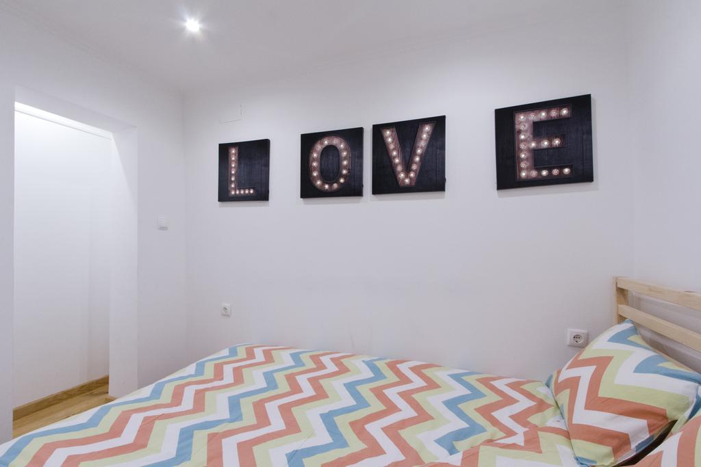 Lisbon Apartment Bairro Alto - Bica 1 Room photo
